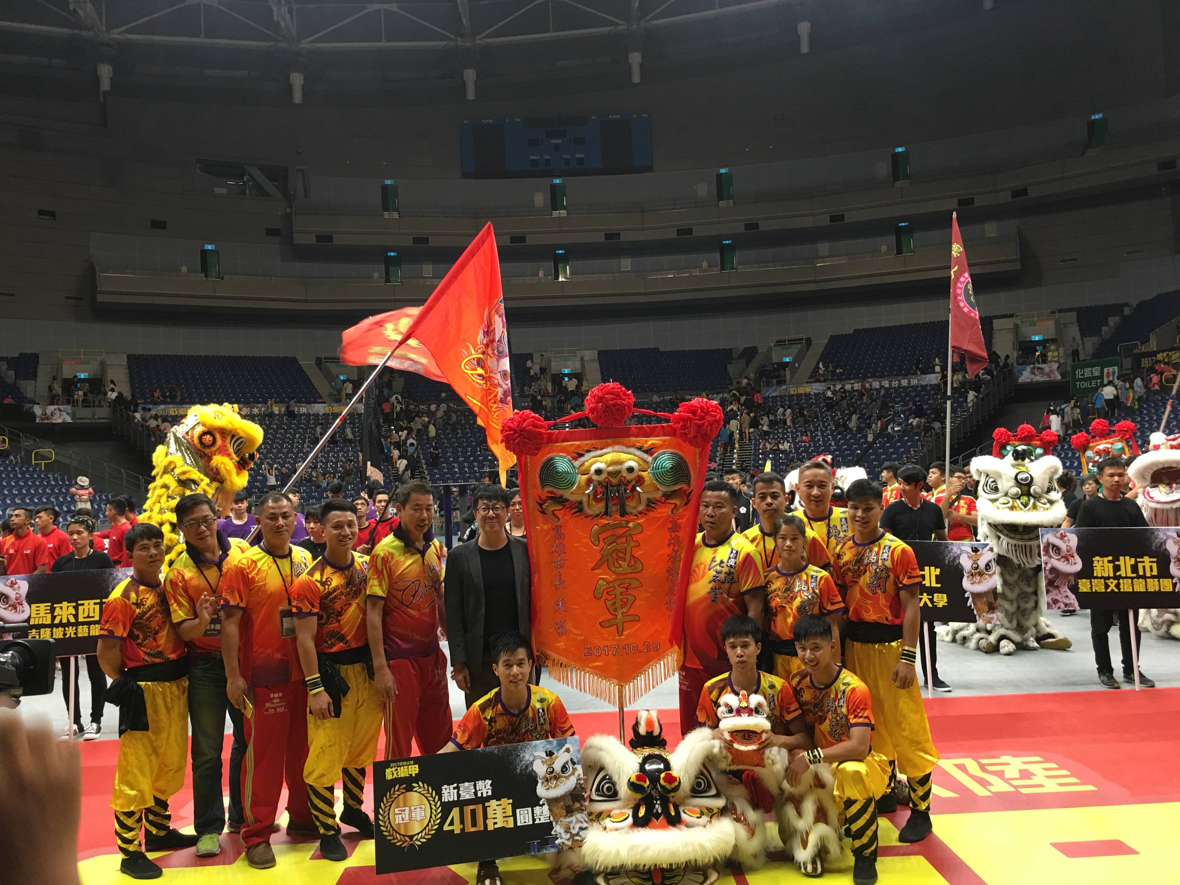 海宁舞狮队 海宁开业舞狮 正宗广东舞狮,婚礼 晚会 景区大小型梅花桩舞狮表演