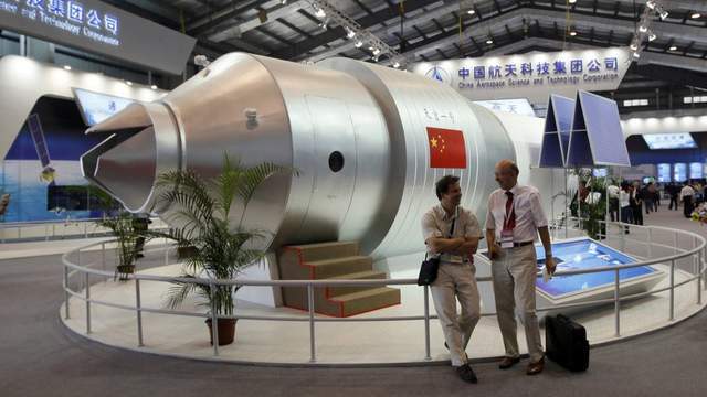 警钟长鸣！中国航天专家被某国策反，出卖大量保密情报