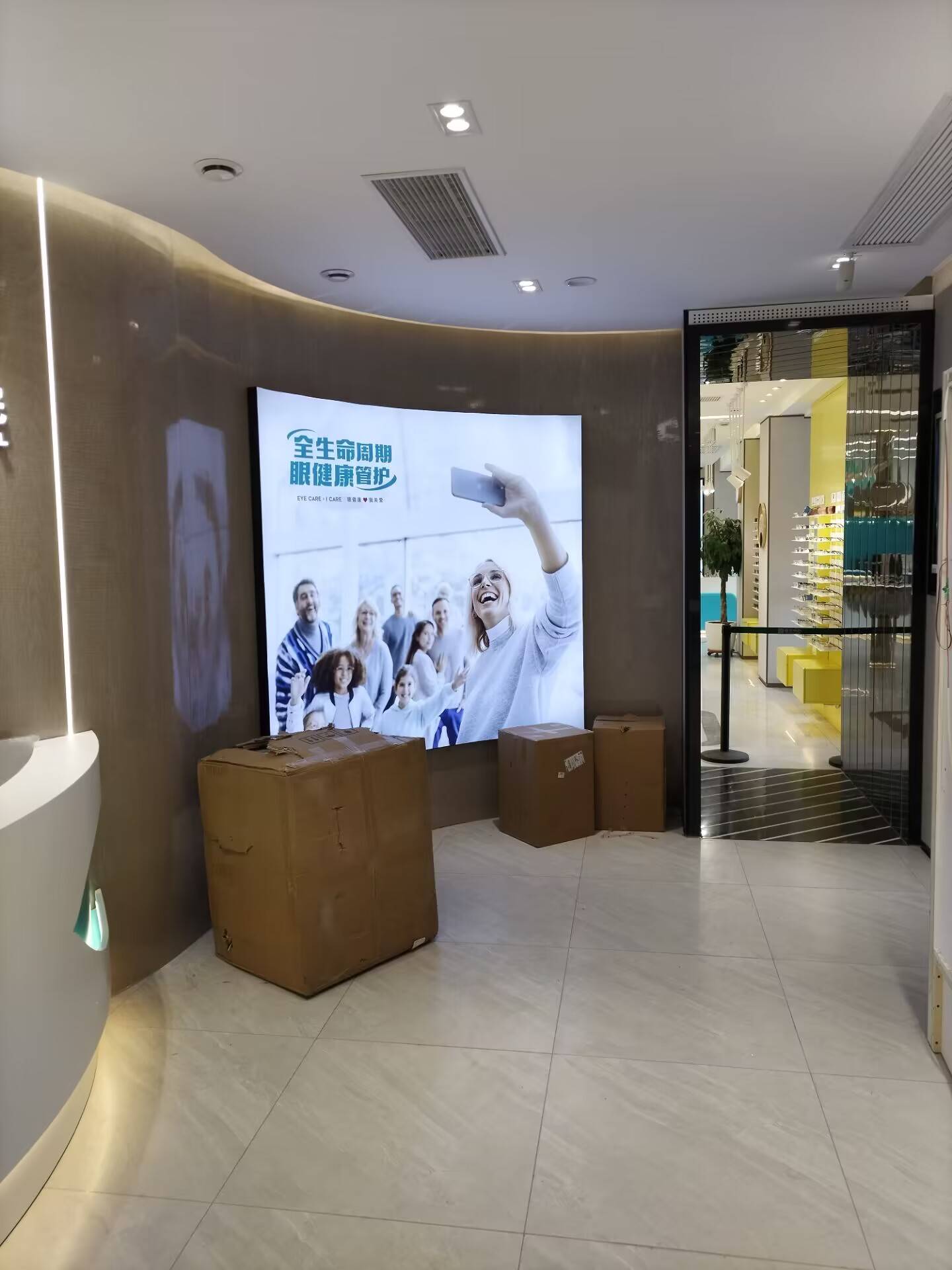 天津塘沽弧形灯箱制作，软膜灯箱，卡布灯箱