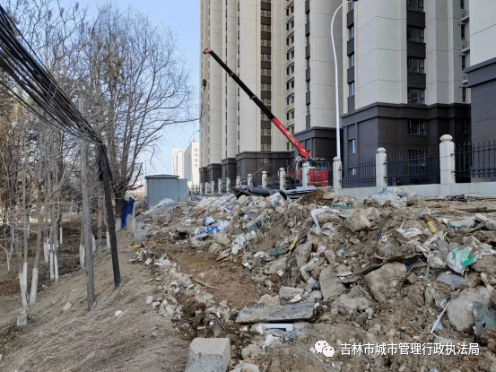 清运建筑垃圾 打造宜居环境