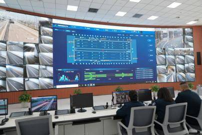 智慧灯杆点亮泉城“聪明”的路灯