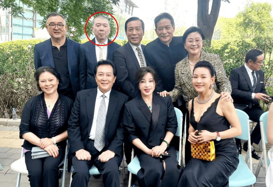 事实证明，65岁的冯小刚，已经被电影圈“抛弃了”