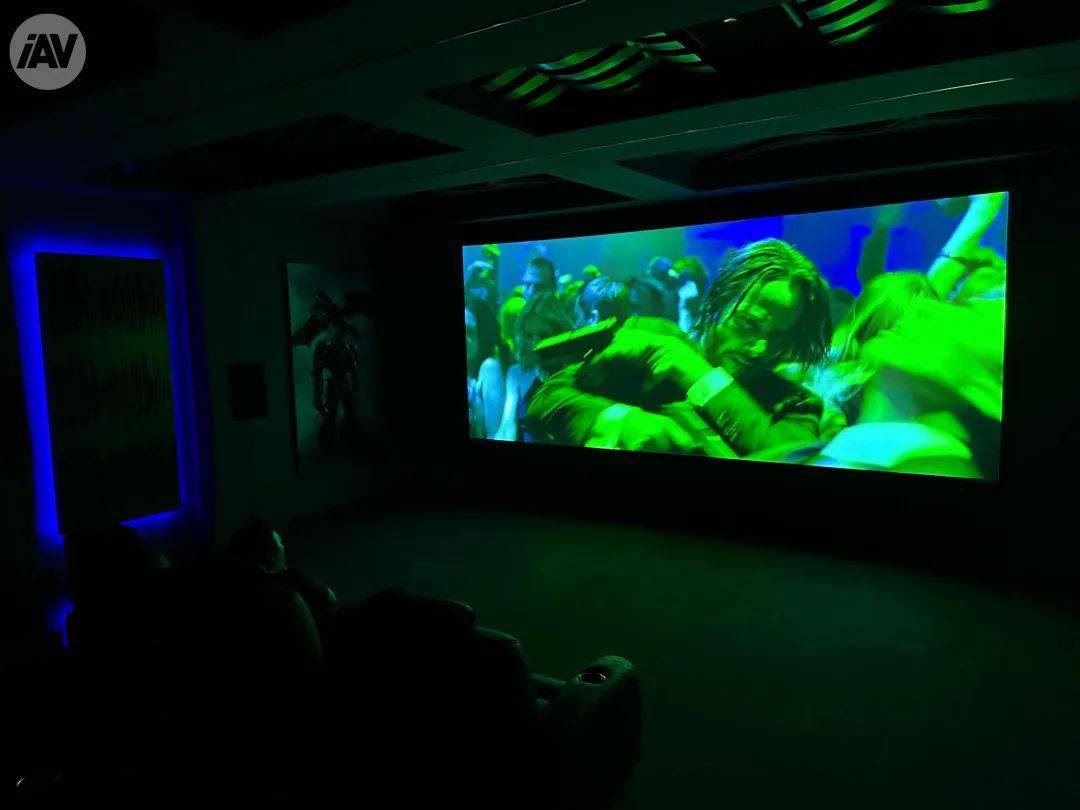 “15.8.12声道重新定义极致影院系统”采访东莞声韵影音家庭影院演示中心