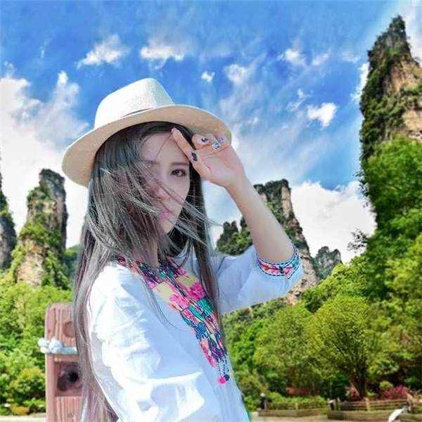 张家界旅游多少钱，跟团旅游花费，张家界参团旅游价格，找张家界当地靠谱导游