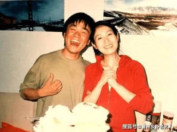 王宝强感谢刘若英：你是我最爱的奶茶姐姐