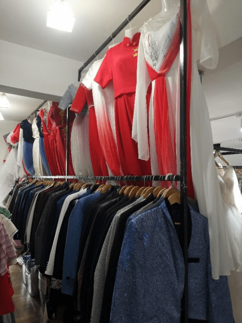 广元线上租衣服/服装/礼服/演出服/表演服装租赁平台—殿堂租衣