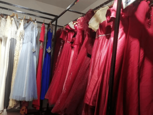 广元线上租衣服/服装/礼服/演出服/表演服装租赁平台—殿堂租衣