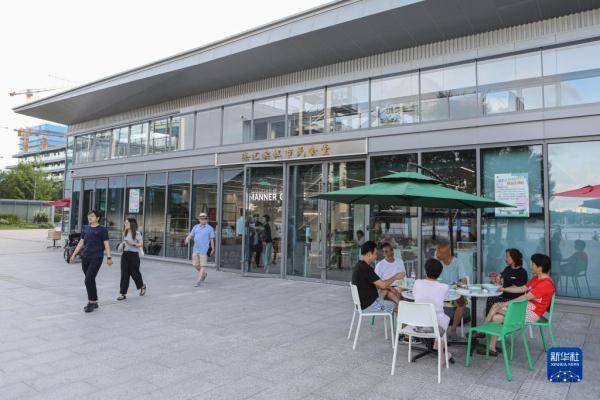 上海：市民食堂为城市增添“烟火气”