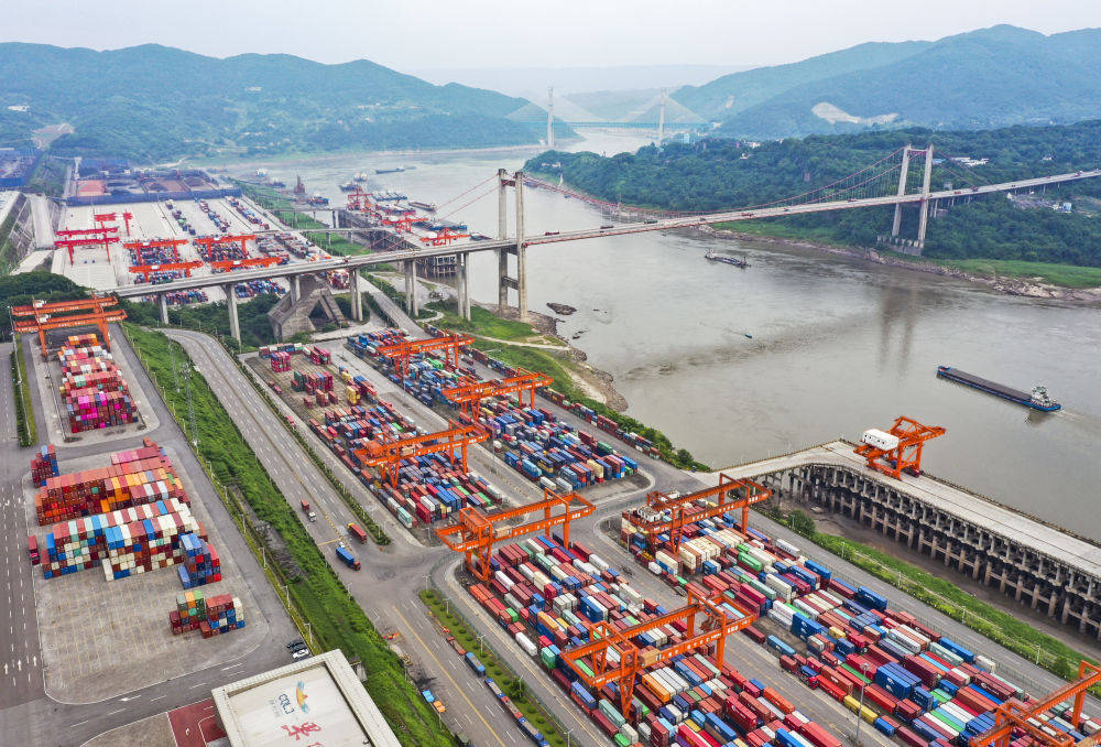 “一城千面”汇巴渝——人文经济视野下的重庆观察