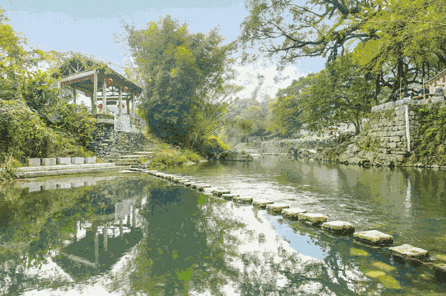 【浪漫黄姚】 诗意黄姚古镇、鬼斧神功玉石林、姚江竹筏漂流、东谭岭云海日出