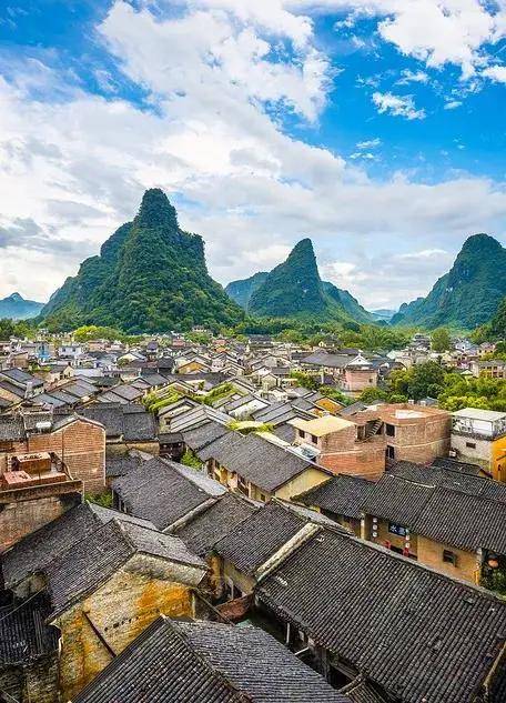 【浪漫黄姚】 诗意黄姚古镇、鬼斧神功玉石林、姚江竹筏漂流、东谭岭云海日出