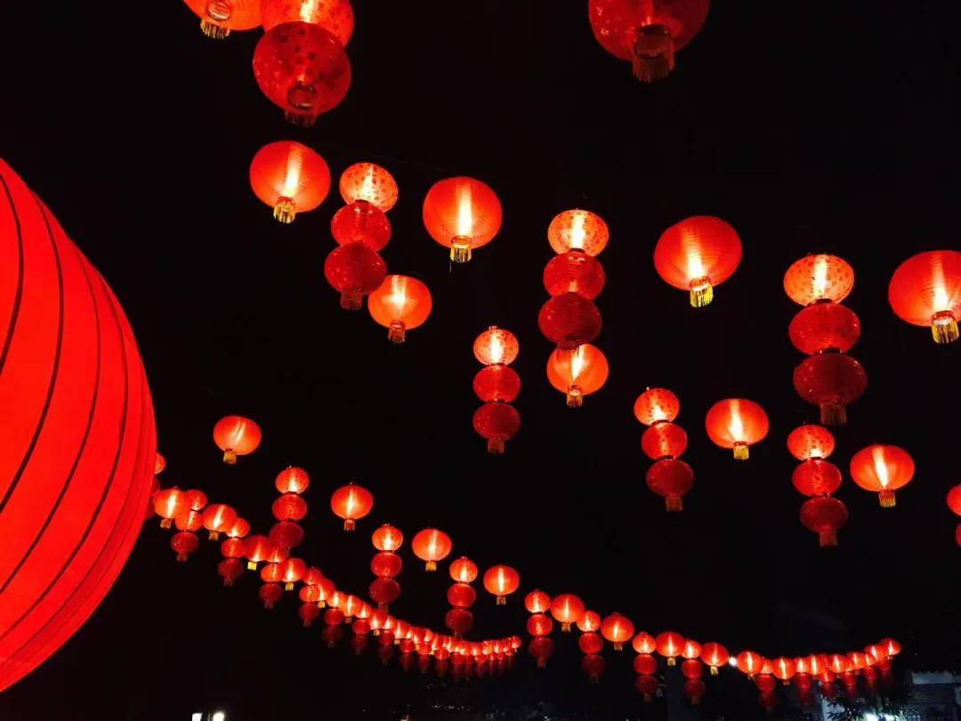 【浪漫黄姚】 诗意黄姚古镇、鬼斧神功玉石林、姚江竹筏漂流、东谭岭云海日出