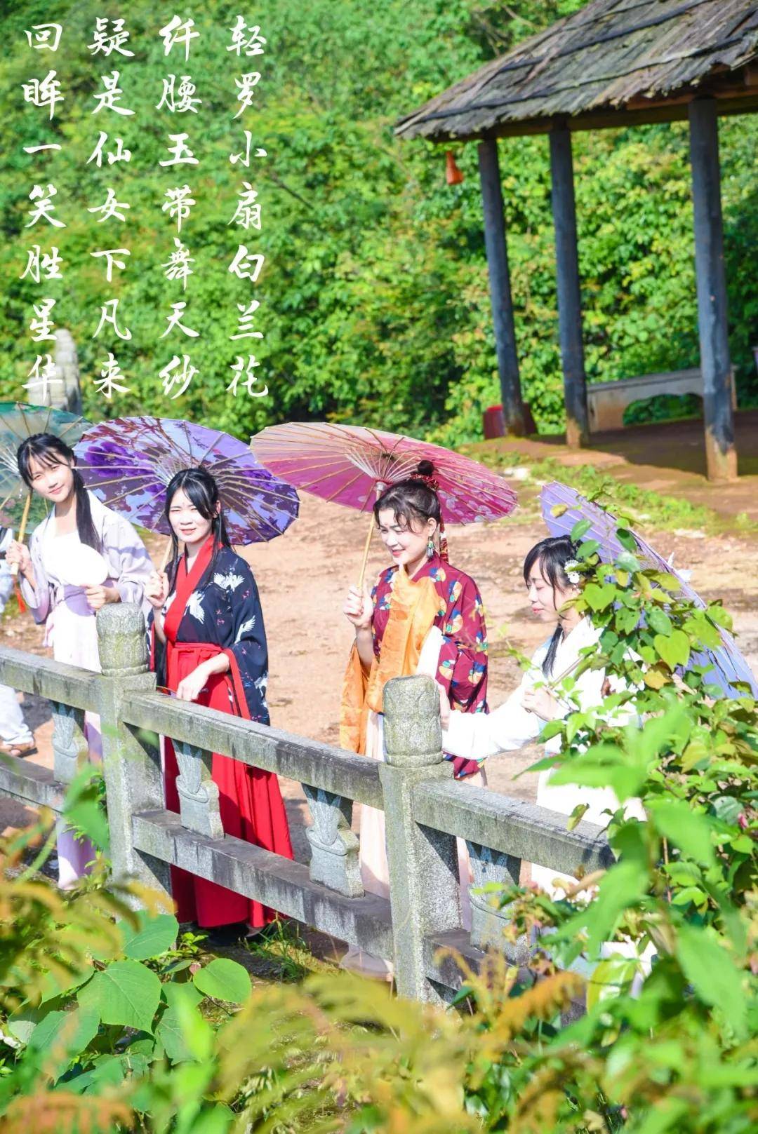 【浪漫黄姚】 诗意黄姚古镇、鬼斧神功玉石林、姚江竹筏漂流、东谭岭云海日出