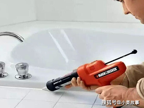 玻璃胶怎么去除 玻璃胶弄手上怎么洗掉