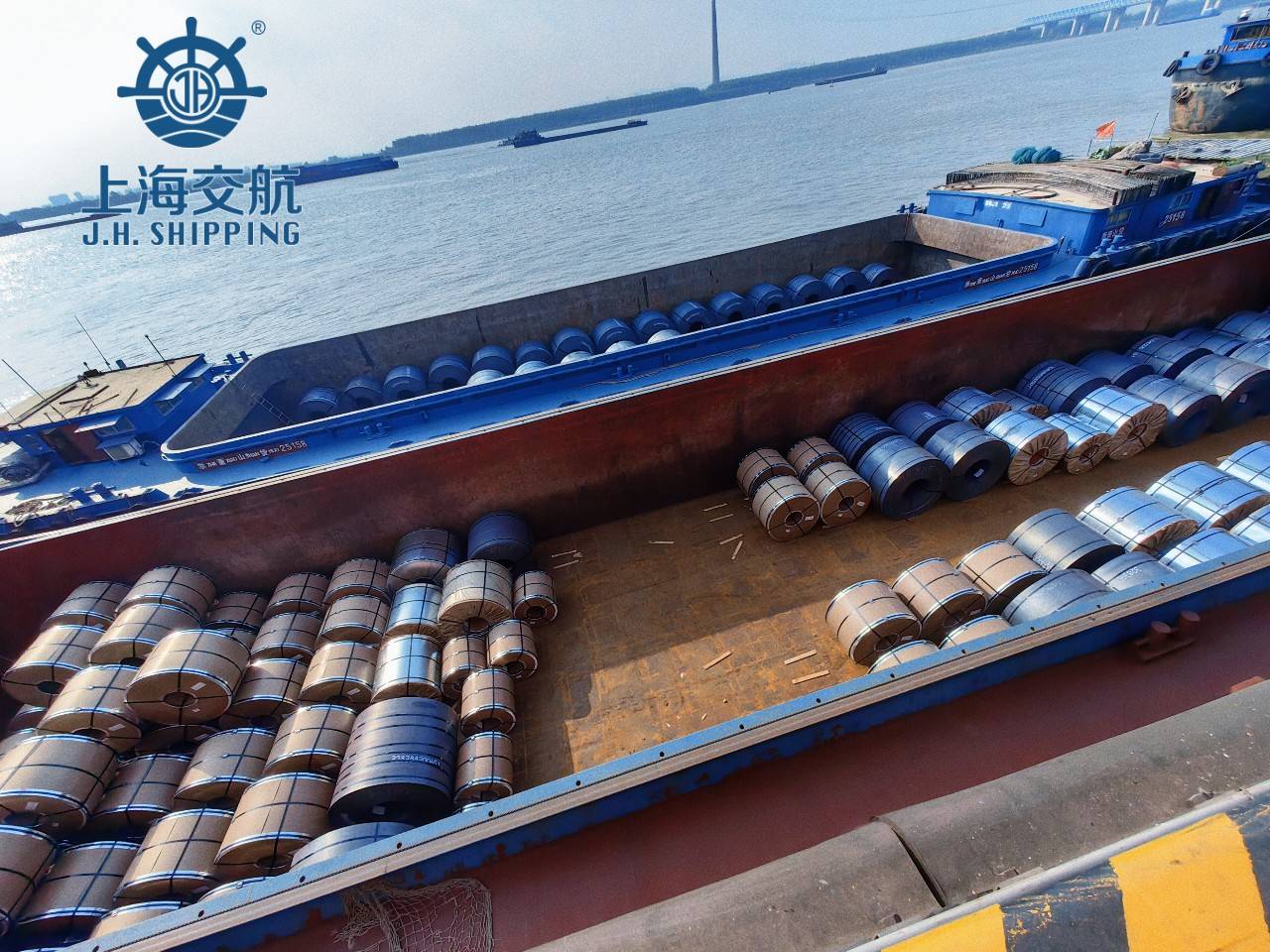 内河钢材船运价格｜内河钢材过驳船运公司