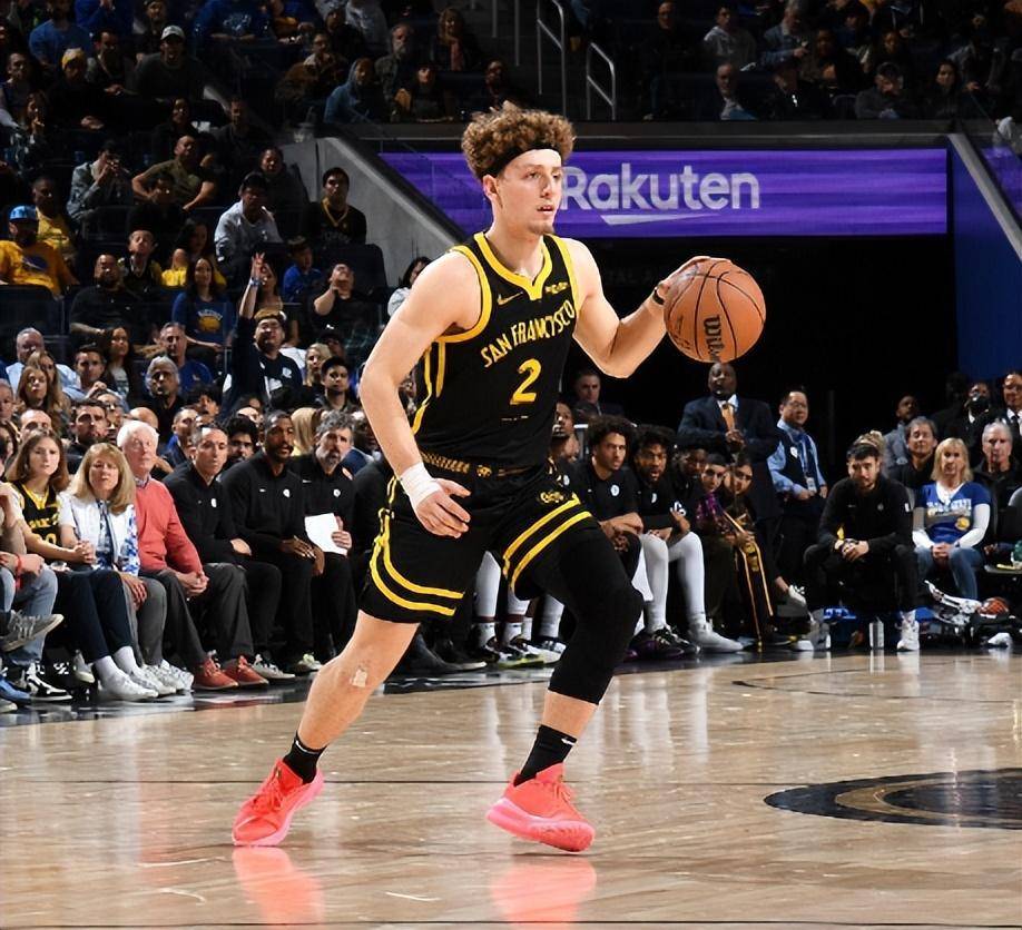 19分5板5助3抢断！火箭无缘得到小拉塞尔，难怪勇士不选惠特摩尔