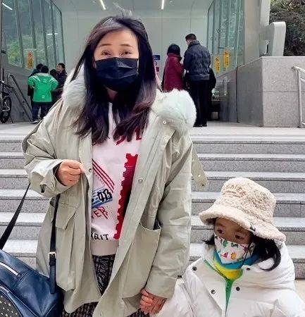 挤不上，真的挤不上！3号线到底多火爆？一起来看→