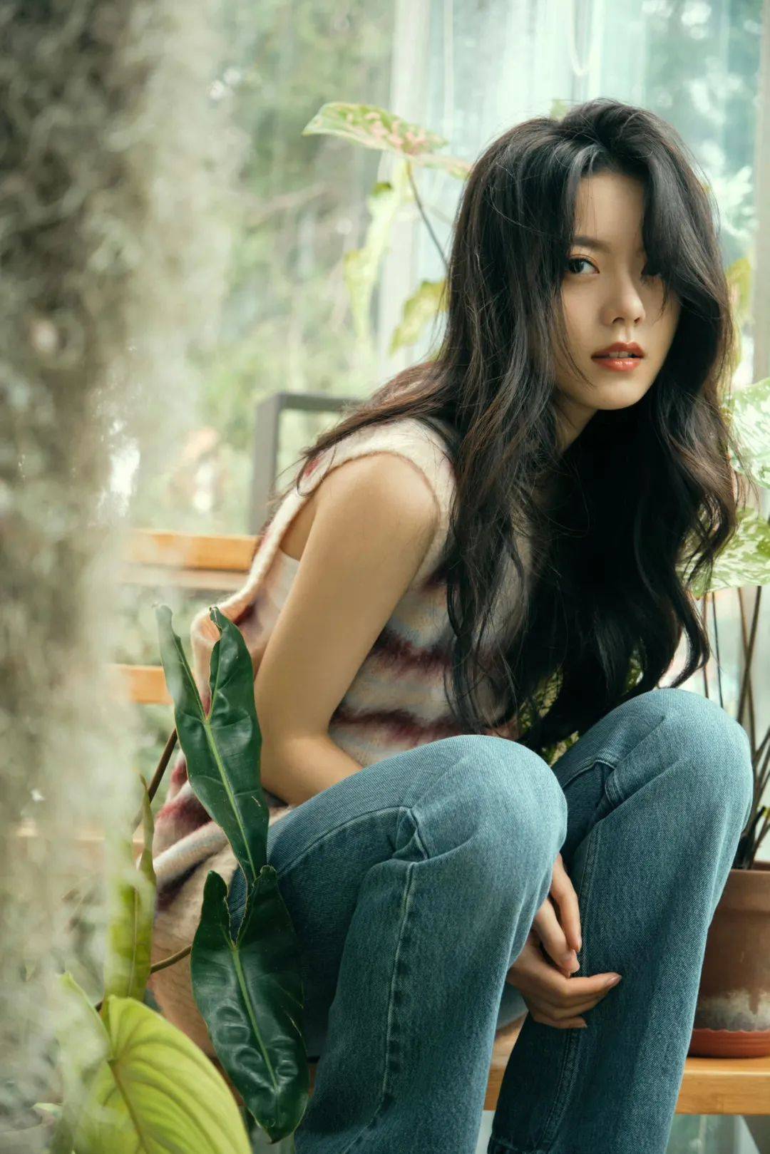 赵今麦全网招聘化妆师，吧？