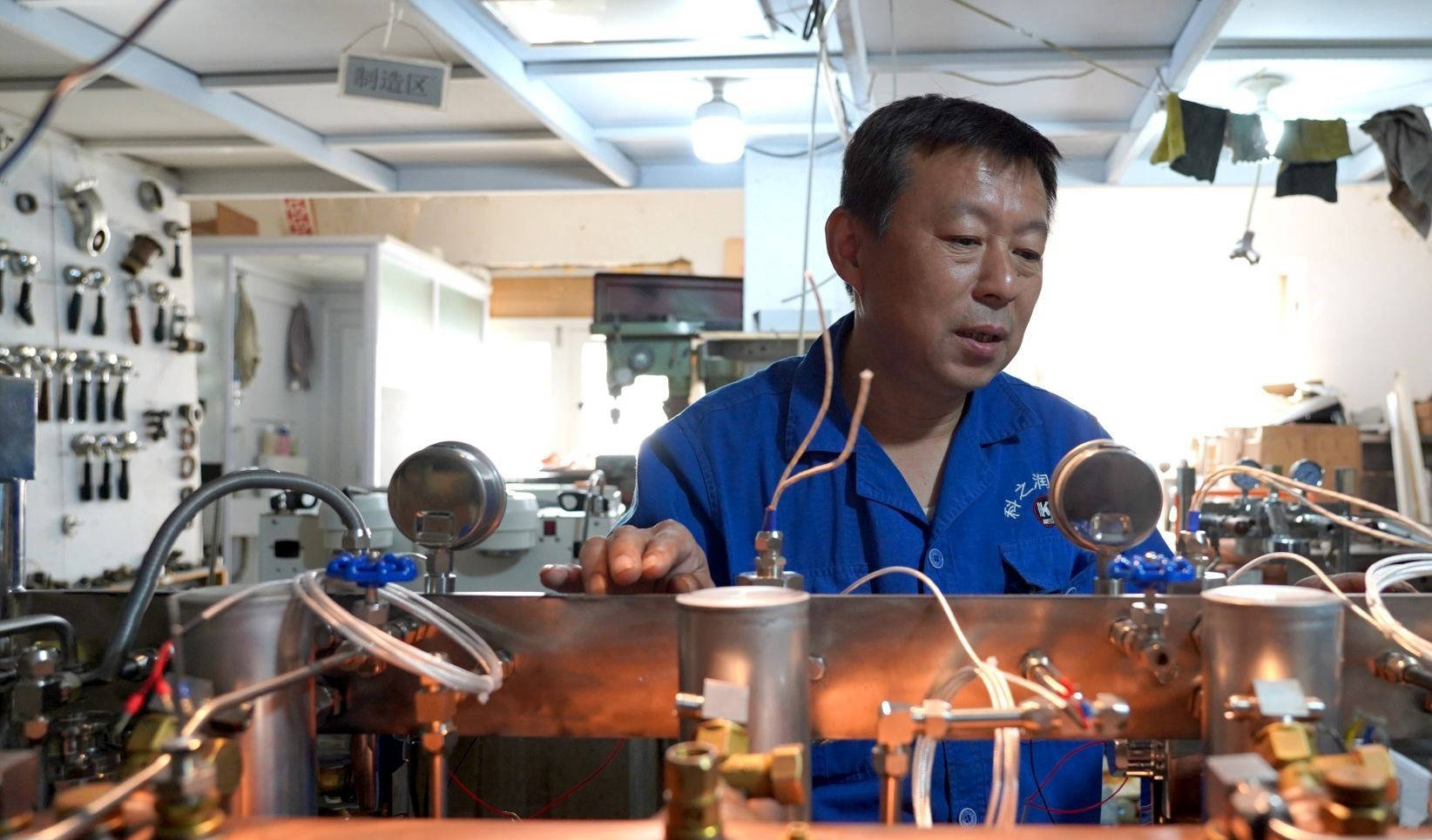 青岛工匠的“跨界人生”：从纺织机械“大拿”到咖啡机大师