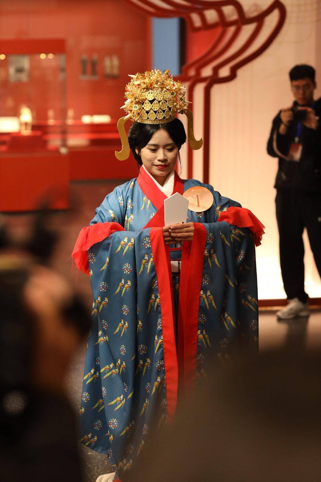 Makeup transformation contest of cultural relics held at Nanhan Erling Museum