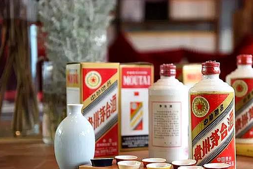 500ML装的和1L装的茅台相比，有什么区别？酒友道出真相