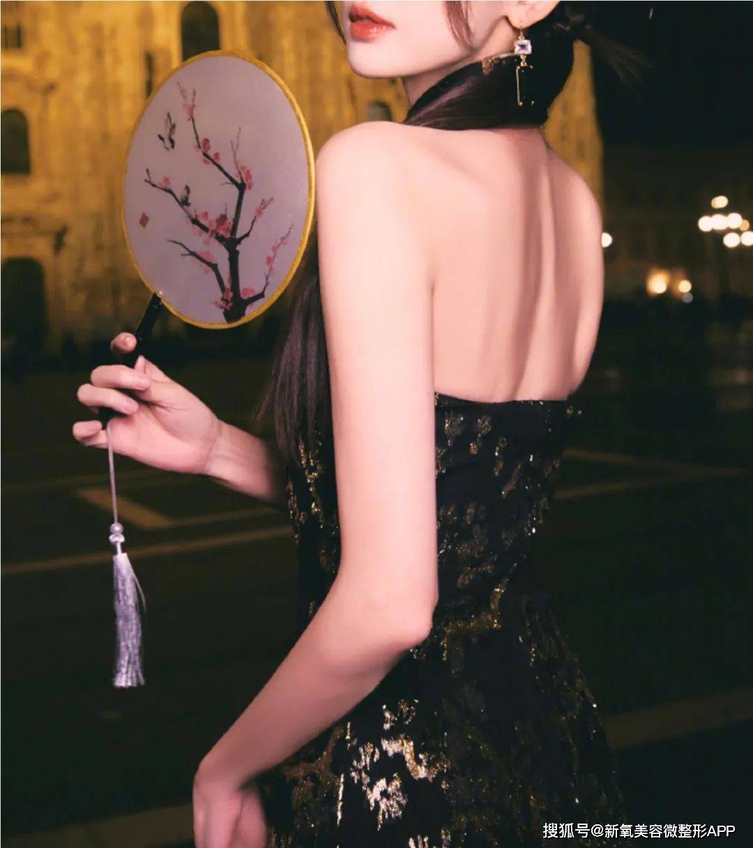 内娱有自己的卡戴珊？原本美得流光溢彩偏要油头湿发贴头皮