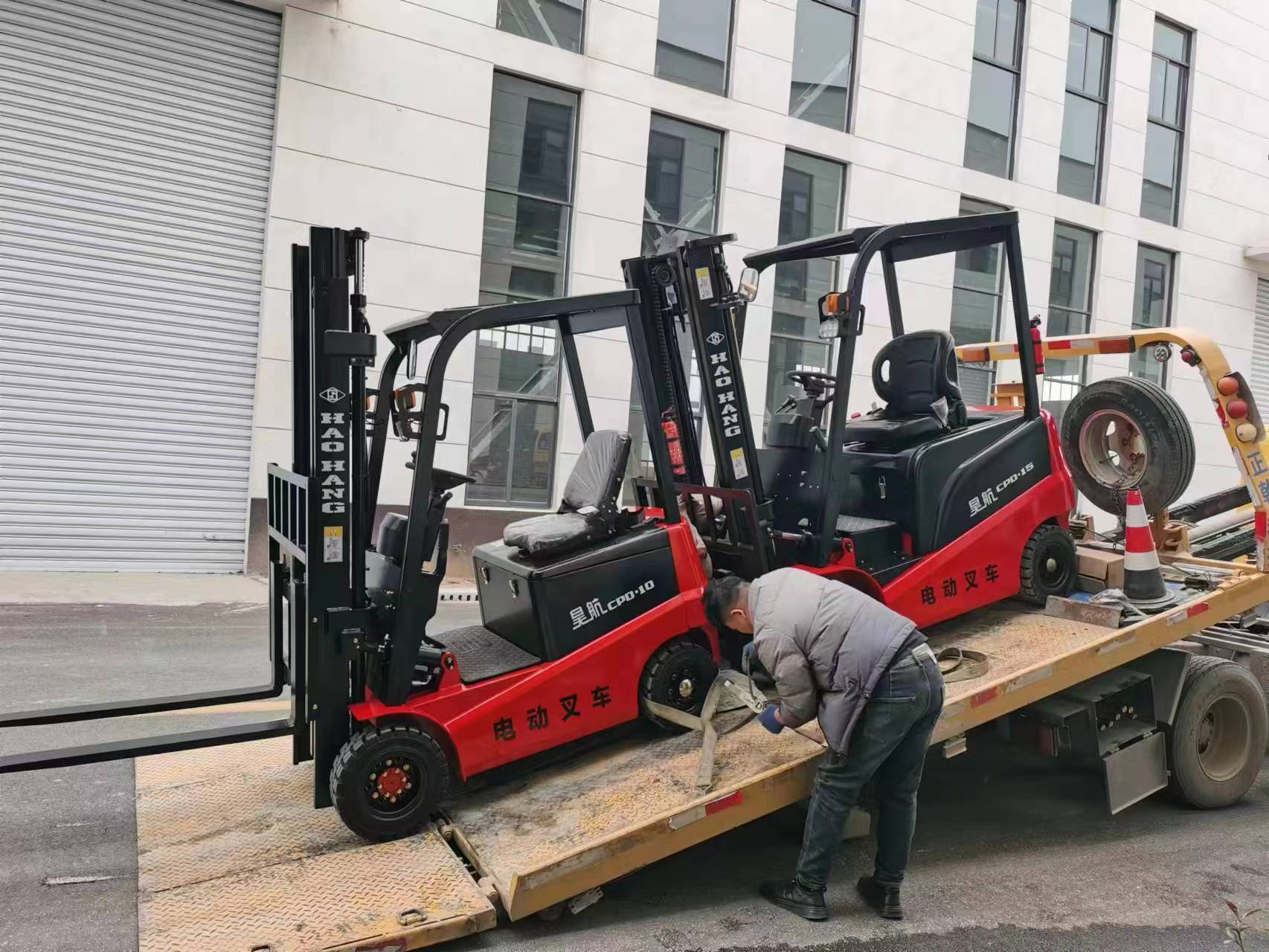 1吨新能源电动叉车价格图片（昊航小型电动叉车）