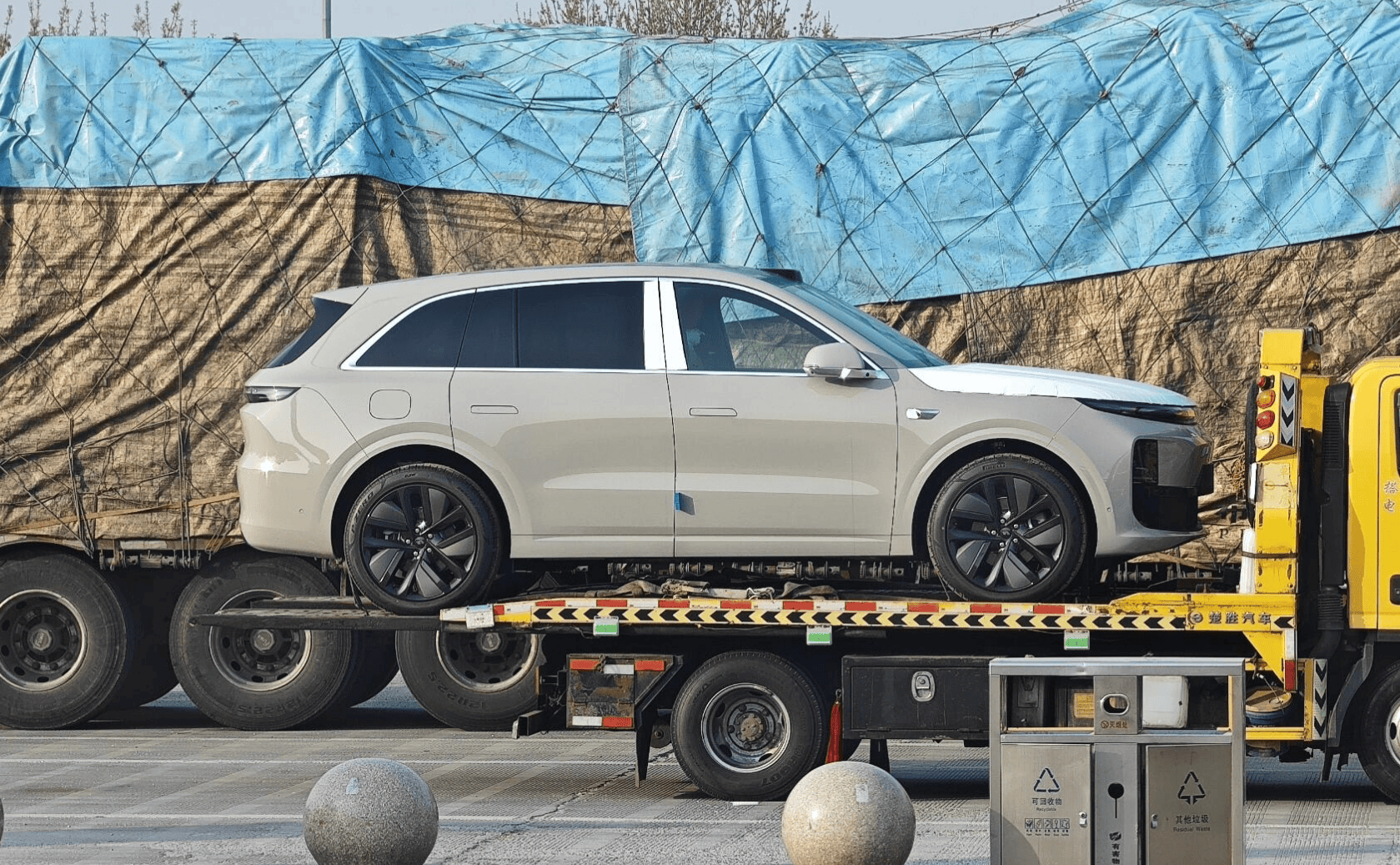 理想L6实车到店，配全景天幕+“皇后座”，续航1390km