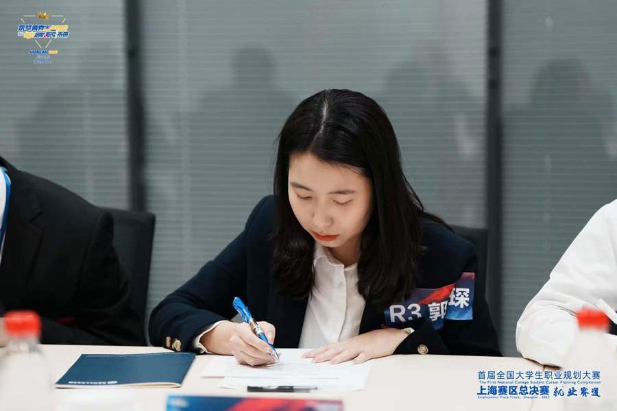 双学位女生放弃保研，拿字节阿里蚂蚁十几份录用函，最终定了…|我的就业故事