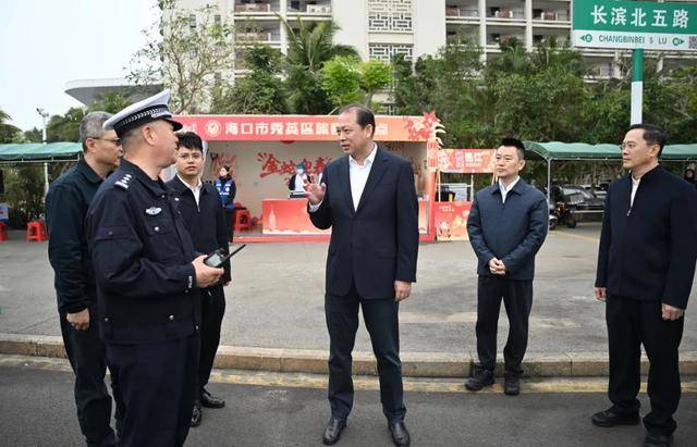 离岛返程高峰即将到来,海口市委书记赴港口察看