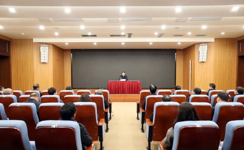 昆明市长节前被查，节后昆明市四套班子集中开展警示教育活动