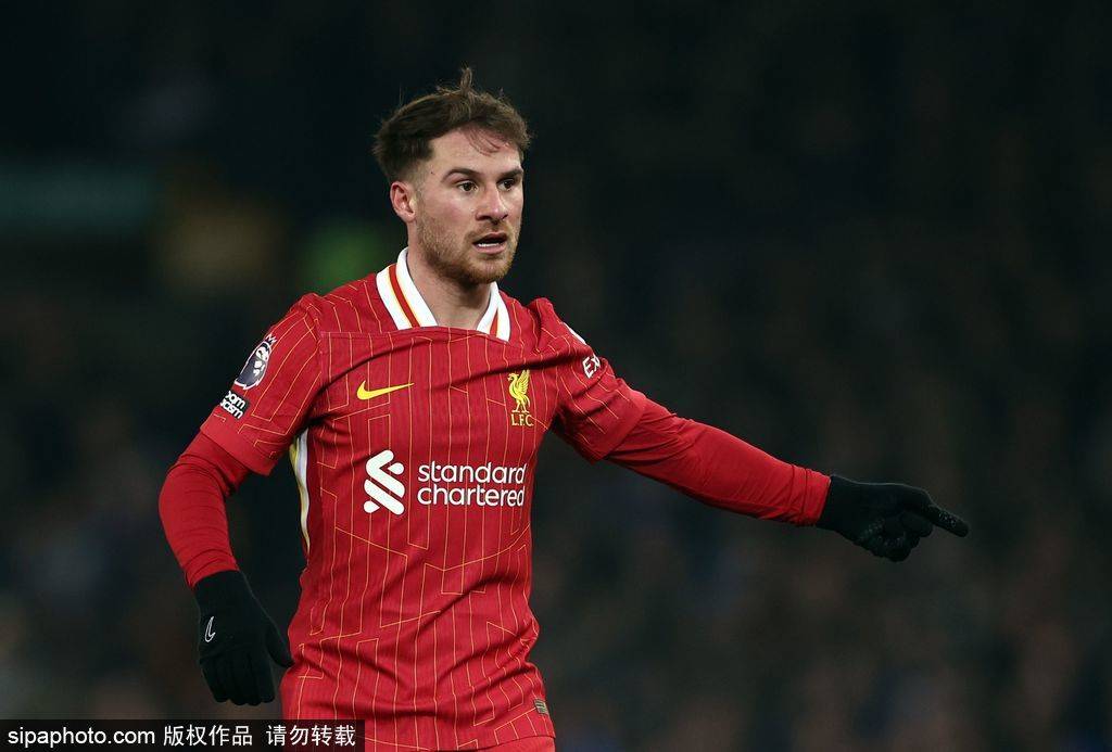 英超-利物浦2-2遭埃弗顿绝平 赛后爆发冲突四人染红