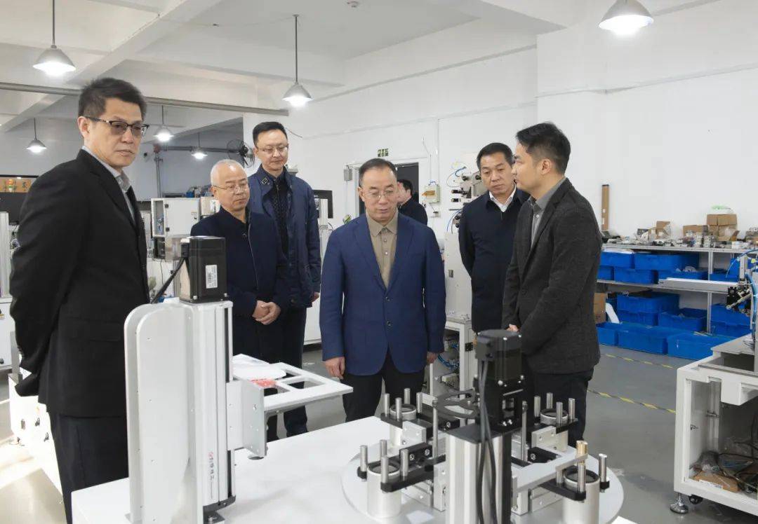 镇江市人大常委会副主任、丹阳市委书记王成明带队赴开发区调研民营企业发展