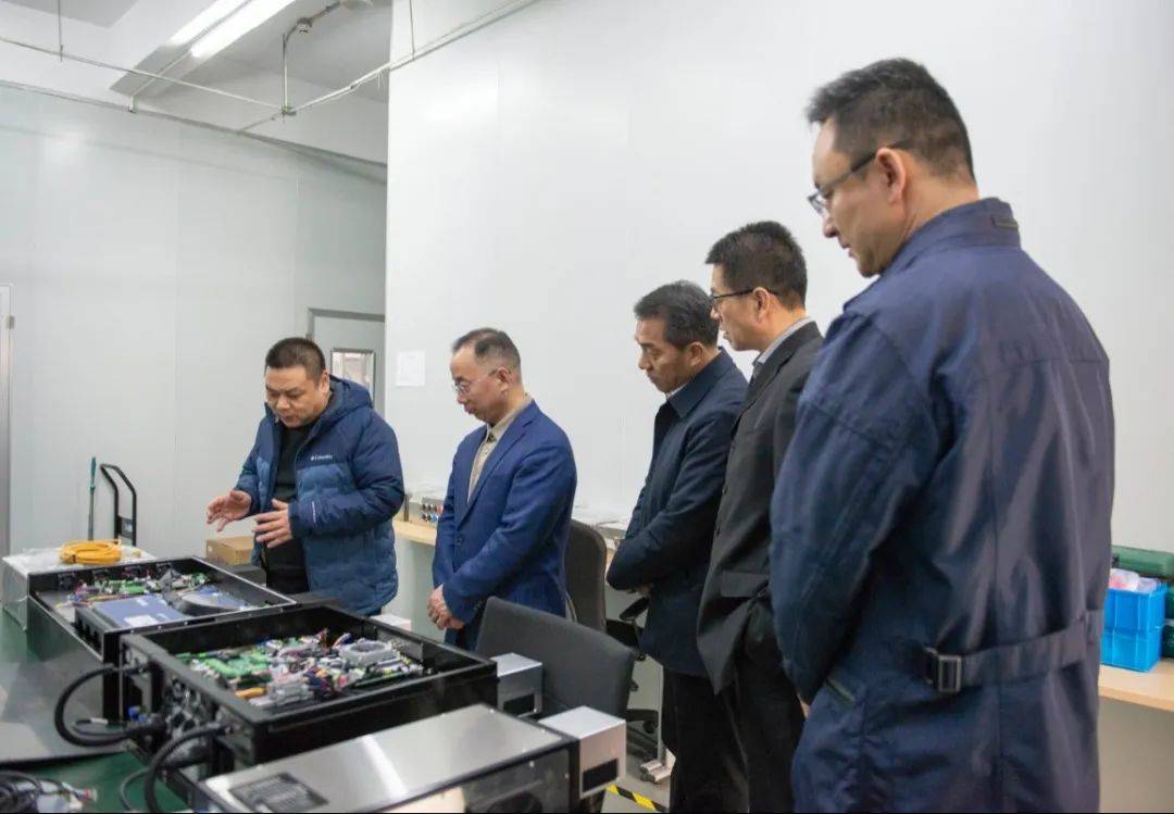 镇江市人大常委会副主任、丹阳市委书记王成明带队赴开发区调研民营企业发展