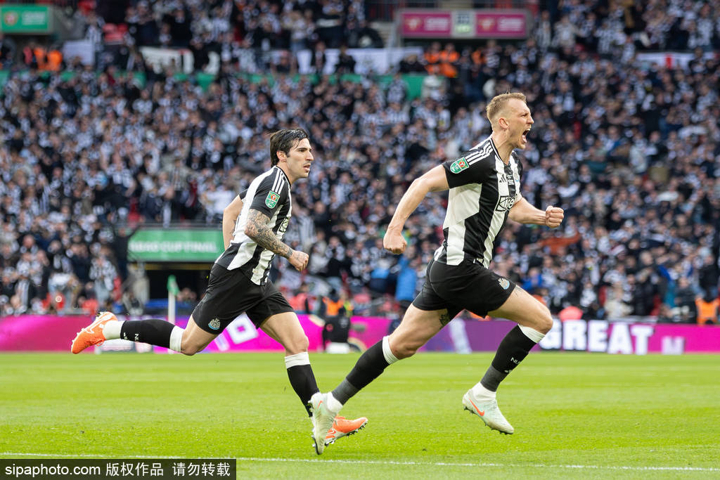 联赛杯-小基耶萨破门 利物浦1-2目送纽卡斯尔70年首冠