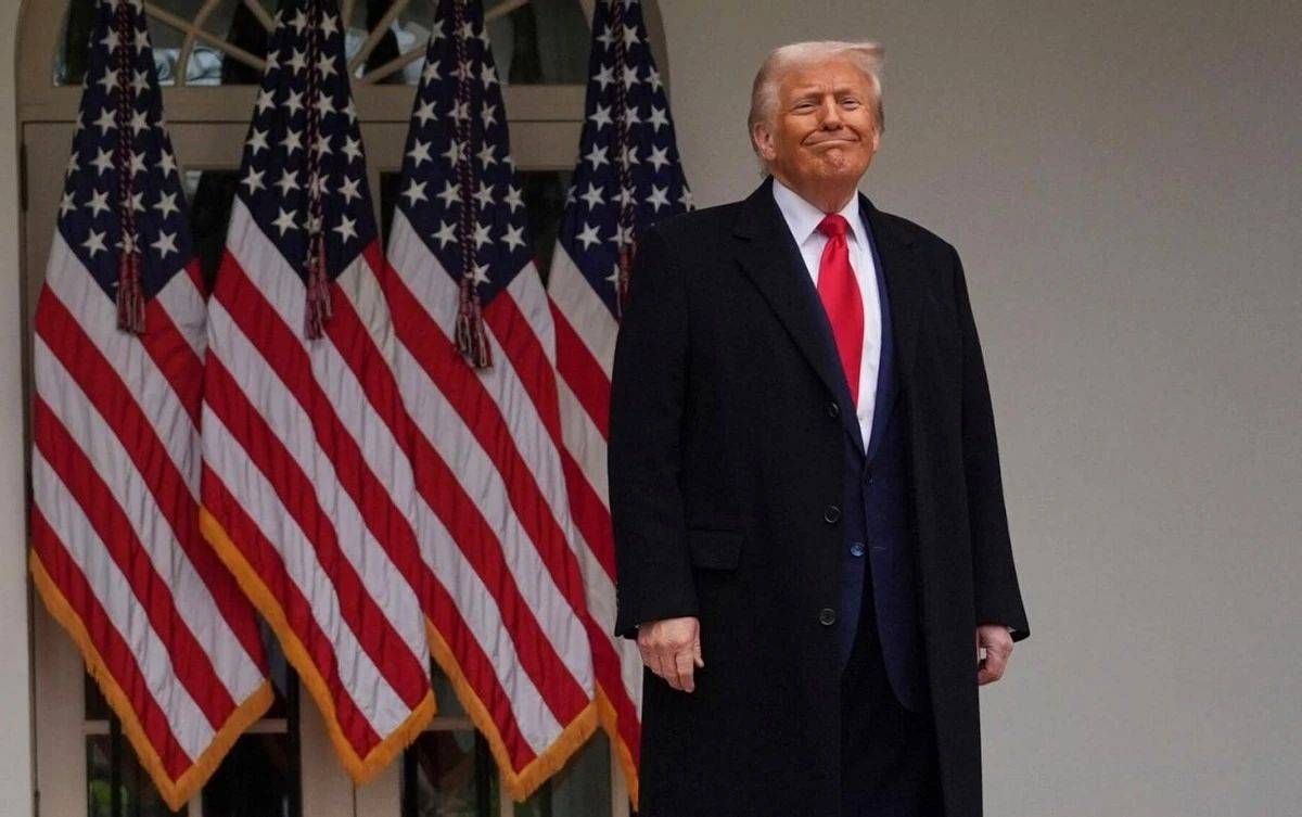 哄堂大笑！对等关税生效，第一个倒下的国家竟是美国自己？