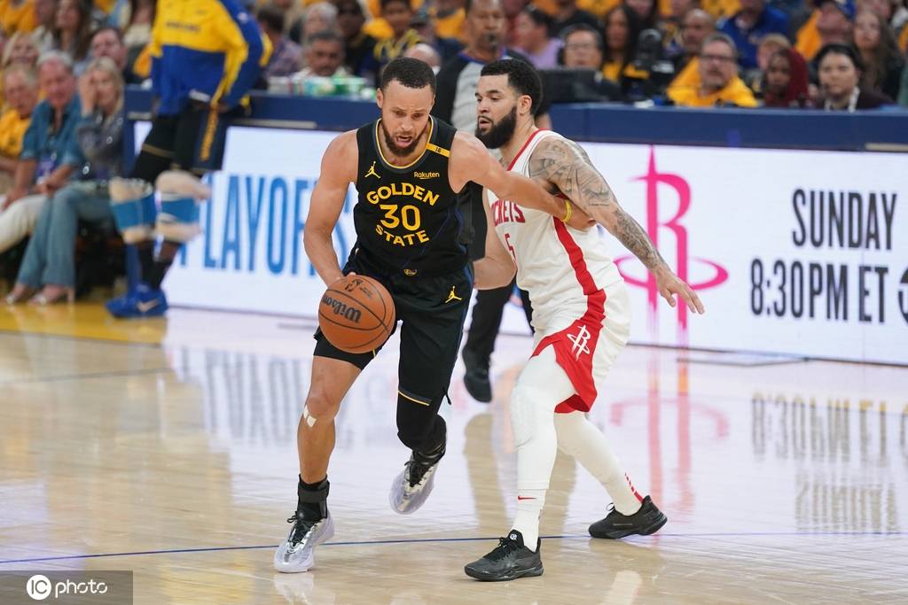 库里29分范乔丹29+8+8 火箭再胜勇士总比分3-3