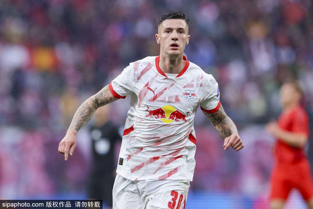 德甲-不是今天！凯恩停赛 拜仁连追三球3-3遭莱比锡读秒绝平