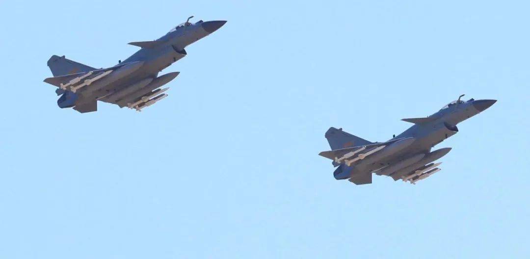 巴基斯坦高调出击！歼-10C全力碾压印度空军，印度换将领能否重振旗鼓？