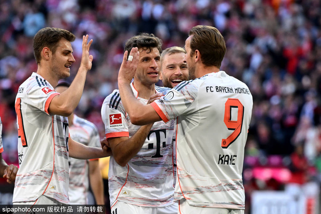 德甲-凯恩破门奥利塞传射 穆勒主场谢幕战拜仁2-0门兴