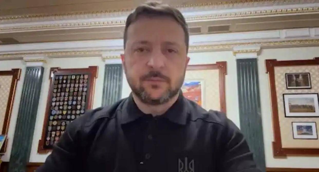 泽连斯基果然不简单!趁普京一愣神,重新把战火烧回了俄本土