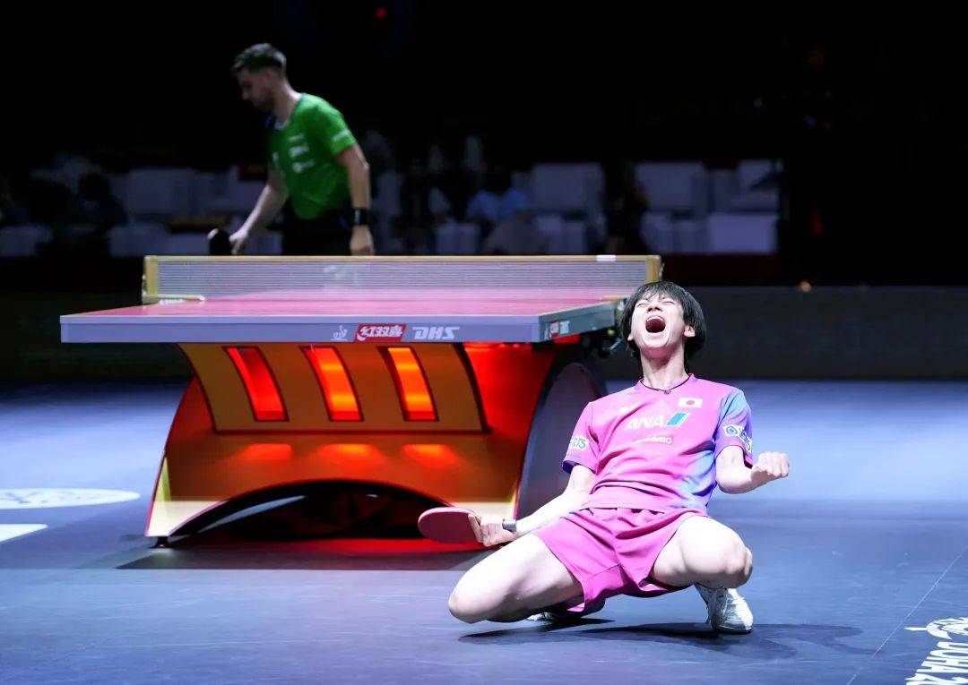 王楚钦逆转西蒙，梁靖崑、王曼昱、王艺迪、陈幸同晋级8强 | 多哈世乒赛单打