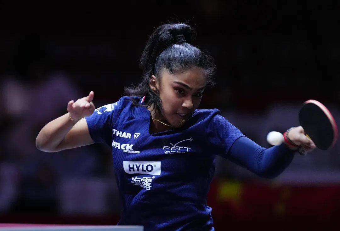 王楚钦逆转西蒙，梁靖崑、王曼昱、王艺迪、陈幸同晋级8强 | 多哈世乒赛单打