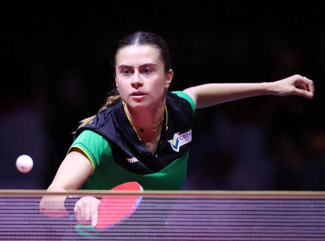 王楚钦逆转西蒙，梁靖崑、王曼昱、王艺迪、陈幸同晋级8强 | 多哈世乒赛单打