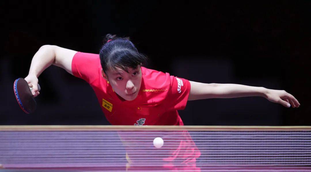 王楚钦逆转西蒙，梁靖崑、王曼昱、王艺迪、陈幸同晋级8强 | 多哈世乒赛单打