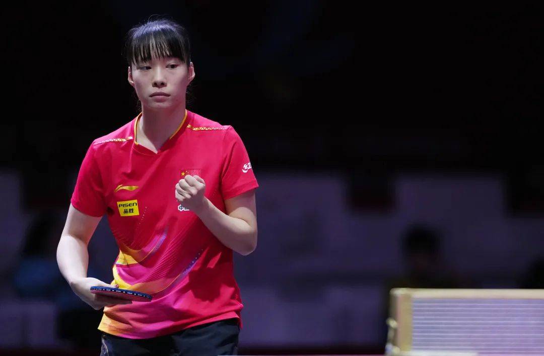 王楚钦逆转西蒙，梁靖崑、王曼昱、王艺迪、陈幸同晋级8强 | 多哈世乒赛单打