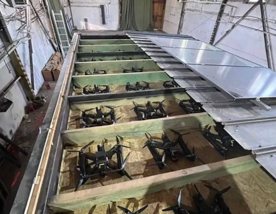 乌克兰最大胆无人机攻击，预示着人类一个可怕的未来！