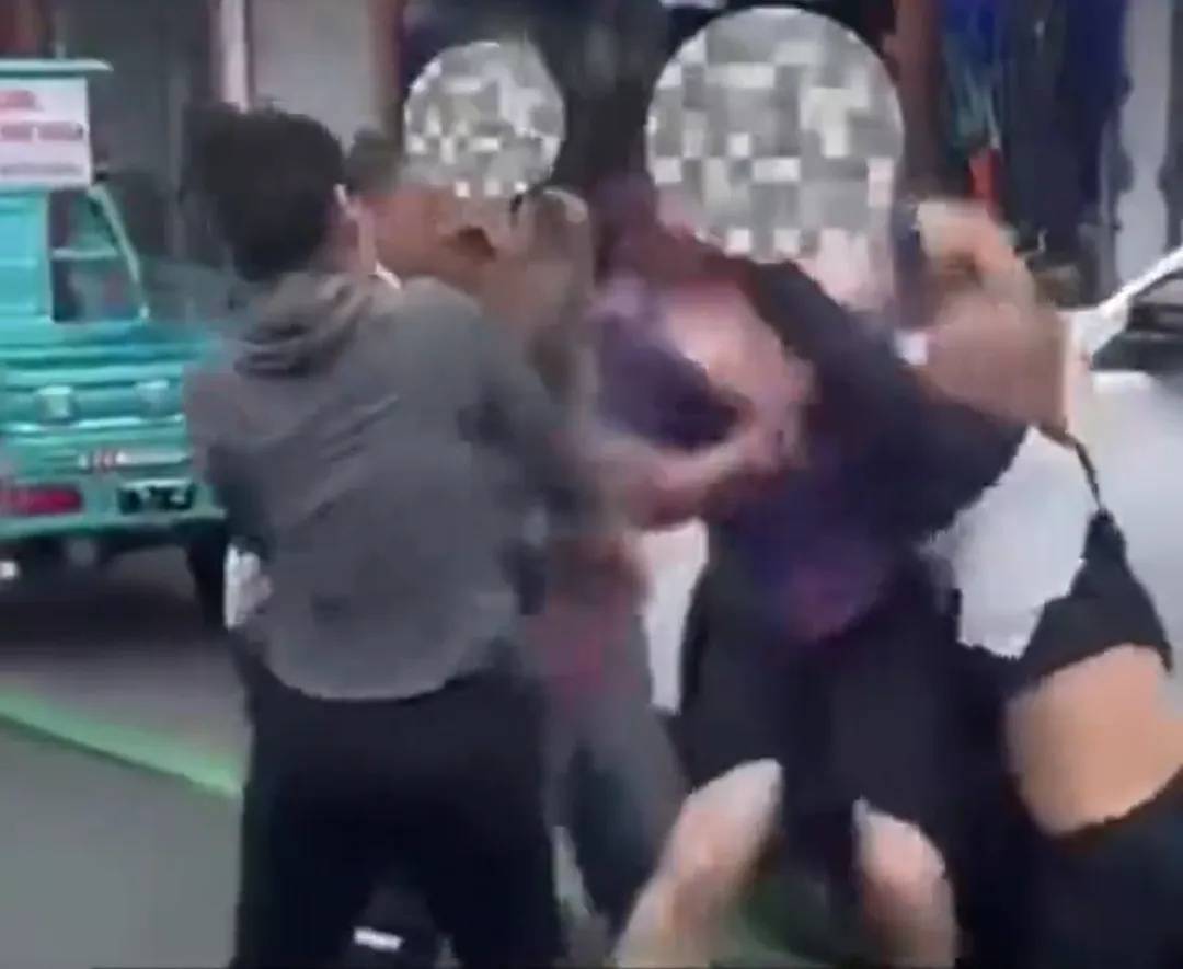 官方通报泾县游客被打事件处理结果：受害人获赔9000，3人被行拘，县公安局多人被追责