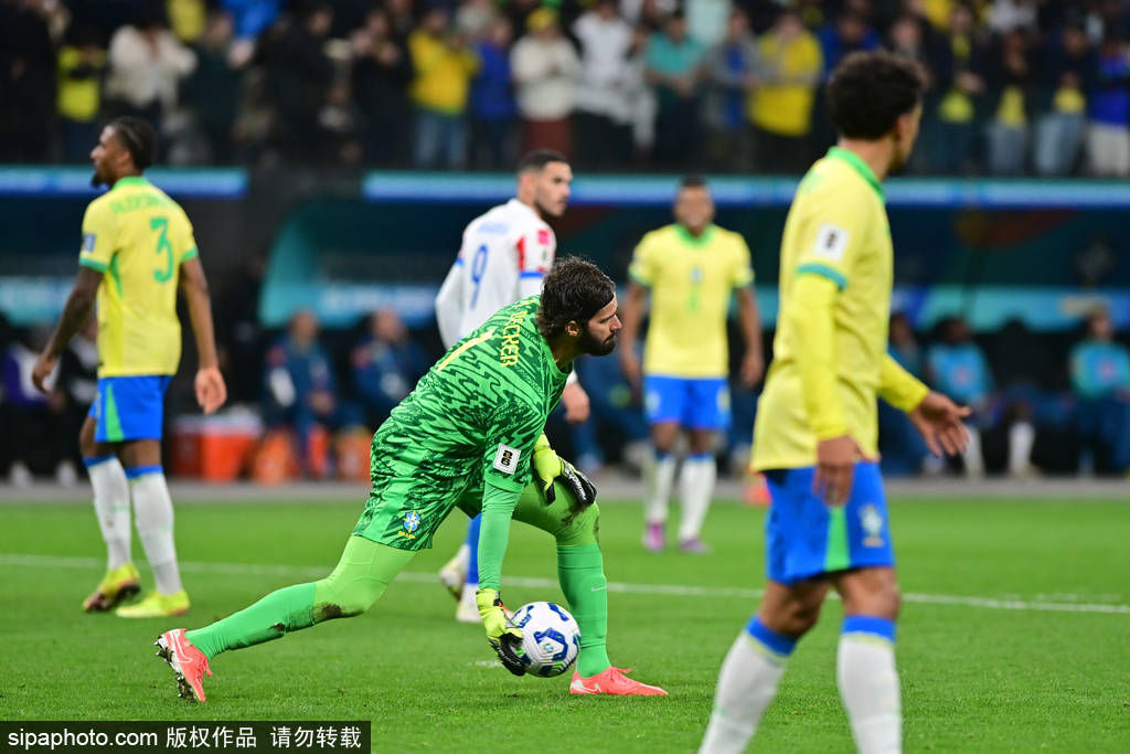 展望2026世界杯：C罗梅西谢幕战+巴西冲6星 意大利又缺席？