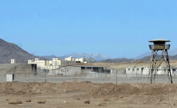 伊朗誓言复仇，72小时内，5国出手制裁以部长，美国插手也没用